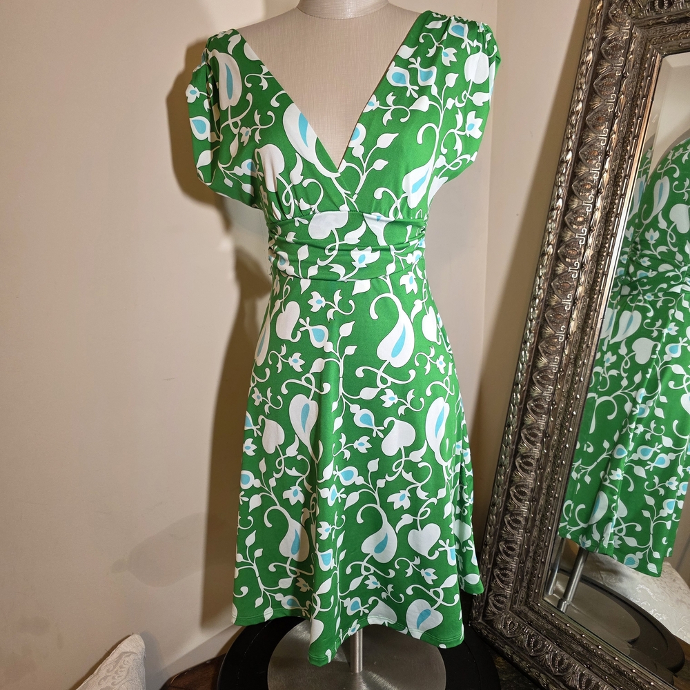 Y2K Vintage Hypnotik Green & White Floral Midi Dress. Sz Small. EUC.